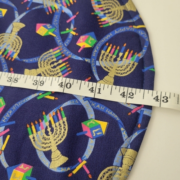 Hanukkah table runner - Picture 3 of 4